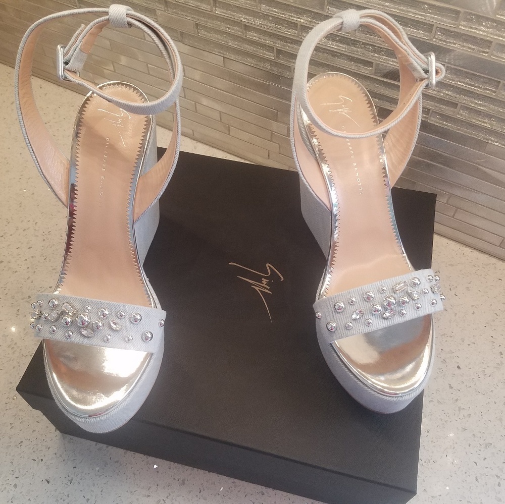 Giuseppe Zanotti